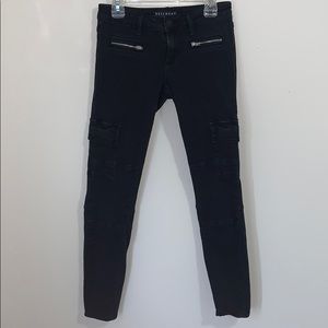 Skinny cargo jeans